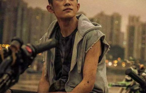 易烊千玺少年的你壁纸下载-易烊千玺少年的你壁纸app下载-刷机之家