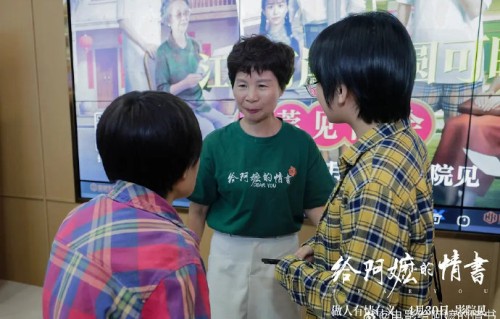 潮汕网红如姨本色演自己！《给阿嬷的情书》里“dangerous”台词出圈