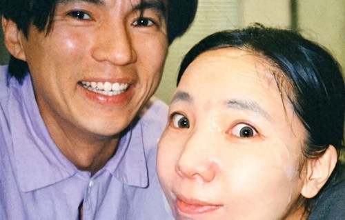 一天三瓜！张婉婷割腕、黄晓明现身妇产医院、视后退圈，件件离谱 