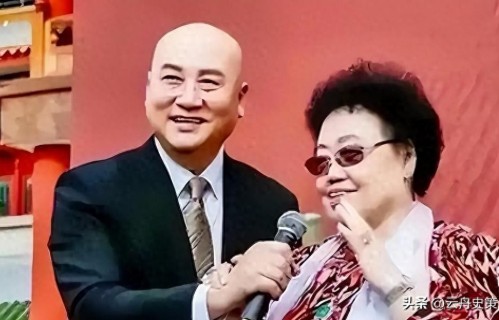 百亿遗产说扔就扔？73岁迟重瑞现身寺庙，白岩松一语道破小心思 