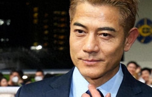 一波三折！陪爱妻方媛奔丧不到一周，60 岁郭富城竟又迎来一大噩耗
