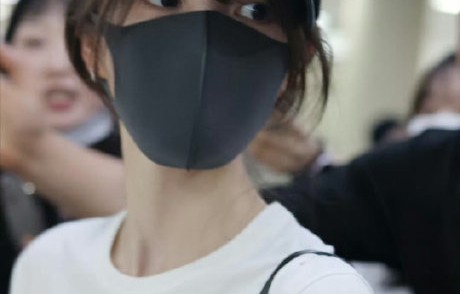田曦薇这次去韩国是参加什么活动吗