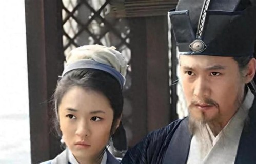 原来他俩是恋人！因戏生情却不被看好，演完主角她终于火了