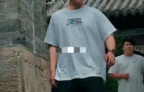 罗晋被指眼里没光了，网友:只是穿的随便点了，正式场合一拾掇下就有精神了_拾星闻