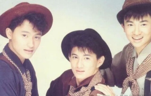 小虎队解散35年：追风、乖乖、小帅，三种人生，半部青春