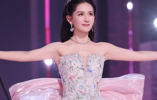 网曝《浪姐7》取消直播原因，争议嘉宾遭举报，赞助商评论区沦陷