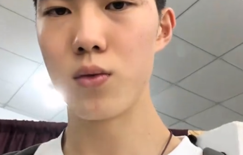 丁海峰儿子进组拍古装剧，比182个头父亲高还帅，网友：早晚会火