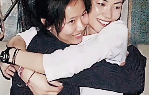 窦靖童在《歌手》演唱父亲窦唯的作品，这背后有着怎样的故事和情感？