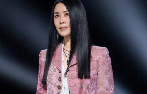 湖南卫视又犯众怒：歌手跑调欺负老人，浪姐黑幕，谢娜何炅难遮羞|孙怡|节目|吐槽|窦靖童