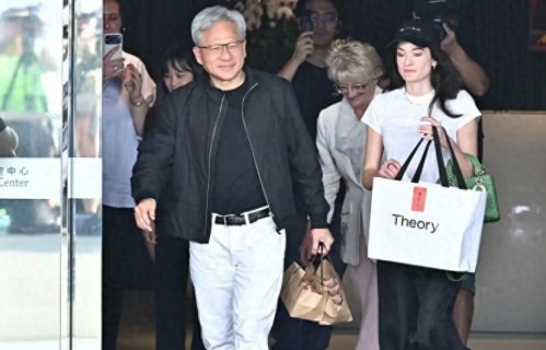黄仁勋女儿的人生，重新定义豪门富养！拎迪奥逛夜市、当过厨师！ 