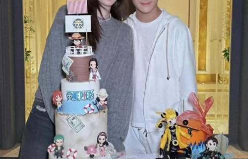 何猷君过生日！全家为他庆祝，300架无人机表演，岳父岳母也来了_奚梦瑶_梁安琪_妈妈