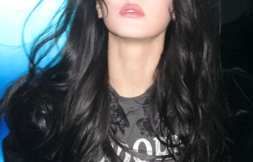 《白日提灯》剧中段胥和晏柯为贺思慕打架的名场面，观众为何称之为“女本位修罗场”？