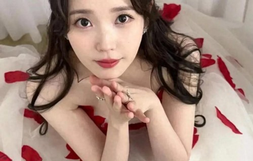 IU李钟硕感情稳定！罕见谈爱情观，被刘仁娜爆黑料戳破恋爱脑 