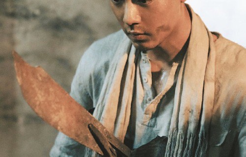 《得闲谨制》 “非典型”抗战片的典型困境