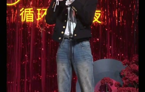 小鬼王琳凯与粉丝之间有哪些具体事例体现了这种‘双向奔赴’的关系？