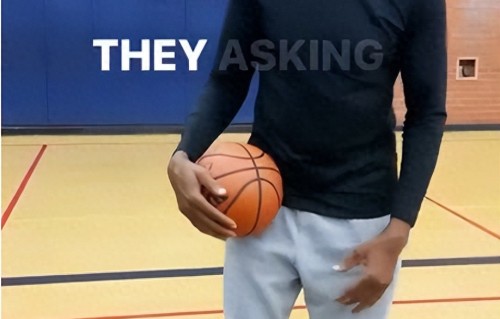 皮蓬一家近照：61岁太显老，儿子立足NBA拿千万合同，女儿成超模 
