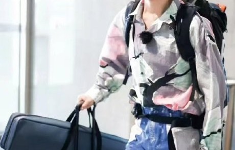 柯淳的搞笑天赋对他未来的演艺道路会产生什么影响？