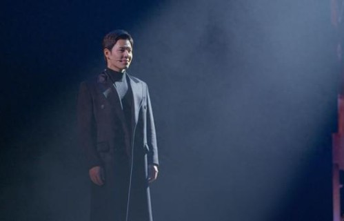 《爱的迫降》电影版要来了！　新版男主角「前妻」金泰希发声|李奎炯|孙艺真|玄彬|机智牢房生活|音乐剧