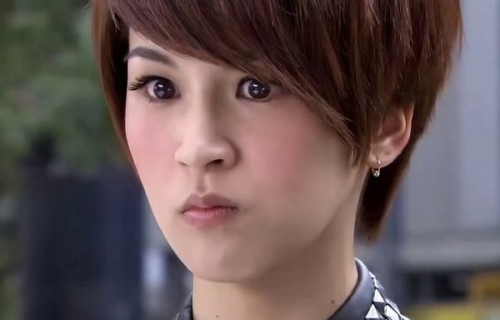 曾沛慈现身乘风2026，大方追星热聊获好感