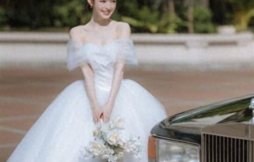 相原琴子疑似步入婚姻？矢作穗香婚纱造型惊艳，网友直呼美成经典