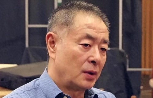 濮存昕：家人相继去世，现在72岁不敢老去，还要照顾年迈的老母亲