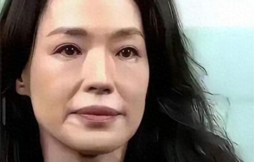 舒淇50岁生日后坦言，卸了妆就是个普通50岁女人的模样