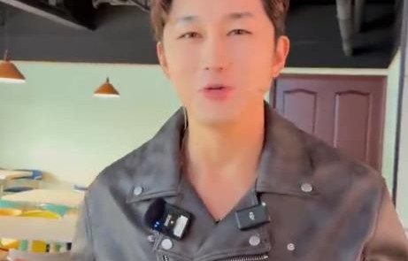 “下岗男演员，景区再就业”35岁男演员回应景区当NPC