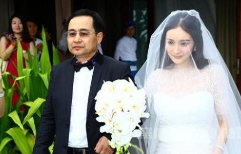 杨幂的父母是谁