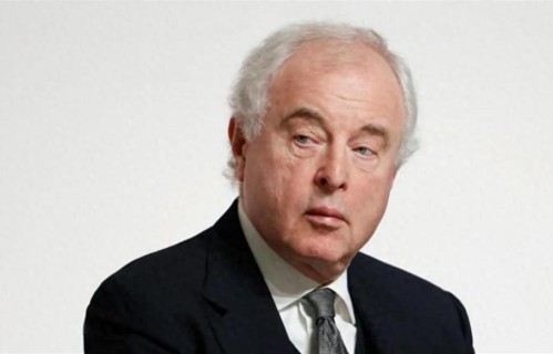 欧尔班败选后，钢琴大师希夫结束14年禁演，年底前重返匈牙利