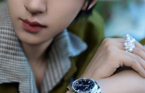 贺峻霖临场受命主持VOGUE晚宴，师兄弟同框打破内娱避嫌惯例|腕表|江诗丹顿|杰尼亚(ERMENEGILDO ZEGNA)|御木本（Mikimoto）|江诗丹顿(Vacheron Constantin)