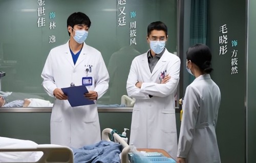 收视破1！《新闻联播》力荐，张月这部励志剧，让我想站起来鼓掌