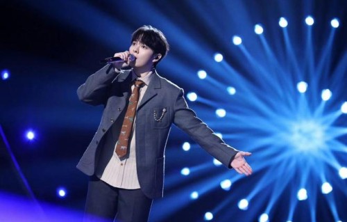 并非蹭《给阿嬷的情书》热度：尤长靖回应《歌手2026》选曲、气息不稳等热议