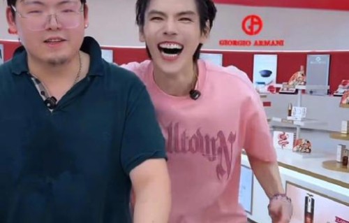 向佑首次直播带货的表现和情绪如何？|陈岚（向太）|向佐|站桩|细节|易立竞