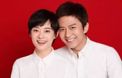 孙俪发文分享日常，吐槽邓超下飞行棋磨叽，字里行间全是爱意