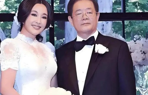 74岁刘晓庆再爆大瓜！同居6年助理曝未离婚，豪门婚姻全是算计