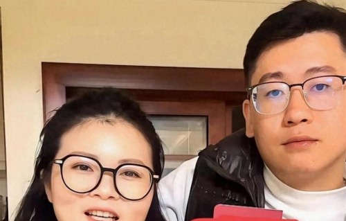 渝小丫疑似怀孕？前夫事业步步上扬，娘家人倾力支持，各自安好！