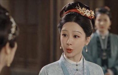 《家业》大伯娘看着很眼熟，原来她演过这么多角色，妥妥的剧抛脸