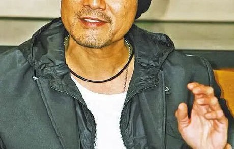 梁家辉和妻子江嘉年数十年的婚姻生活有哪些感人故事？|张曼玉|新龙门客栈|徐克|许鞍华|王家卫