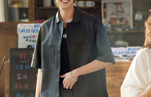 王鹤棣秦岚海边泡脚，沈月哭到停不下来？《亲爱的客栈》太治愈