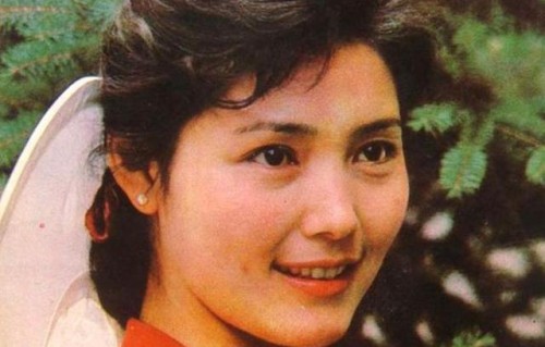 姜黎黎现状:全家定居美国，71岁自然衰老 - 360娱乐|牡丹之歌|蒋大为|汪宝生|岳云鹏|爱情