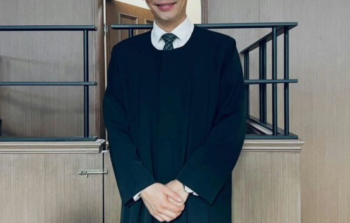 TVB男星拍剧瘦到双颊凹陷惹担忧，曾重达210磅，惊现糖尿病先兆