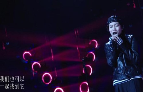 同样是王菲的女儿，窦靖童和李嫣，却活成了“相反”的样子