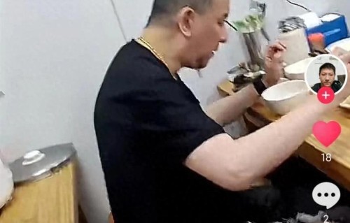 66岁刘昌伟近况：定居上海，半退休享受生活，移民澳洲传闻不实