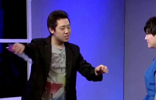 官宣大婚当天遭控诉，13年恋情竟有8年重叠