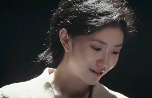 别争了，《主角》结局是be！从第一集开头就暗示了