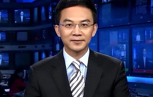 曝前央视主持人郎永淳退休工资5万！本人发声回应，妻子才3000多 