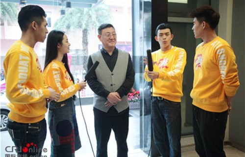 潘宥诚《一年级》变跟屁虫与韩磊近距离接触变迷弟 - 文娱