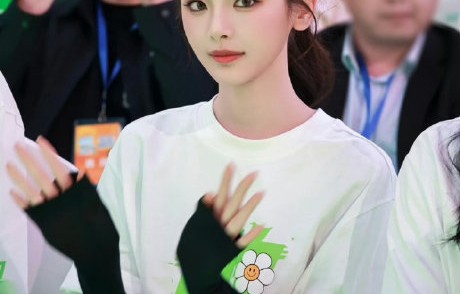 蔡明的这段表演，对电影《10间敢死队》的宣传和口碑产生了哪些影响？