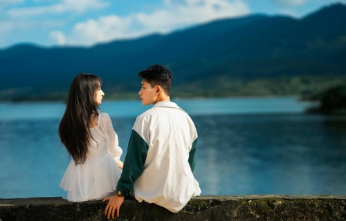 肖战郑晓龙同框白玉兰晚宴,剧迷热盼《藏海传2》!