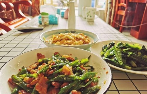 女人身上最吸引男人的地方，就这4处！